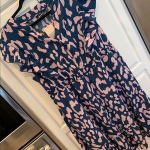 BloomChic Pink and Blue Animal Print Dress. Pockets. Ruffle NWT. Size 18-20